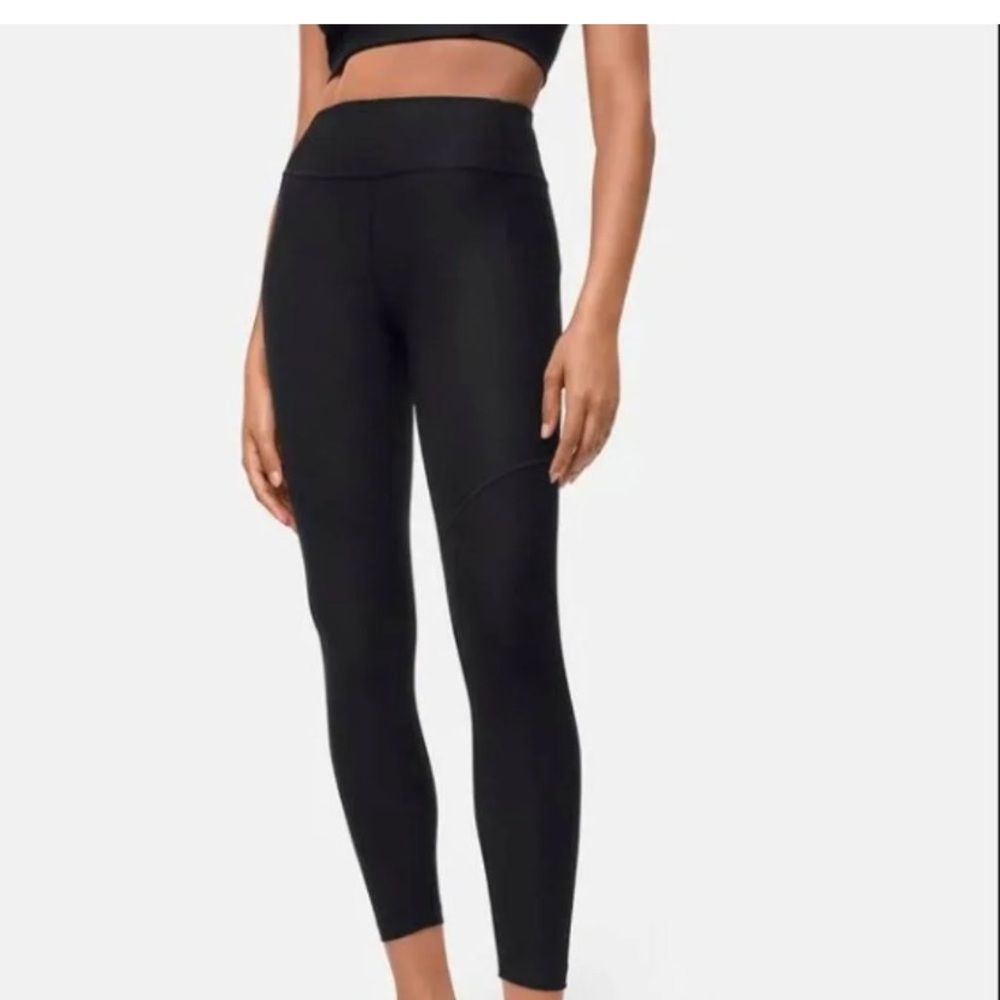 Outdoor Voices Leggings